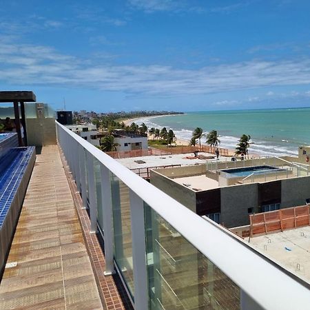 Confortavel Flat Com Piscina De Borda Infinita Na Cobertura Cabedelo Ngoại thất bức ảnh
