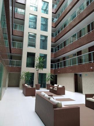 Confortavel Flat Com Piscina De Borda Infinita Na Cobertura Cabedelo Ngoại thất bức ảnh